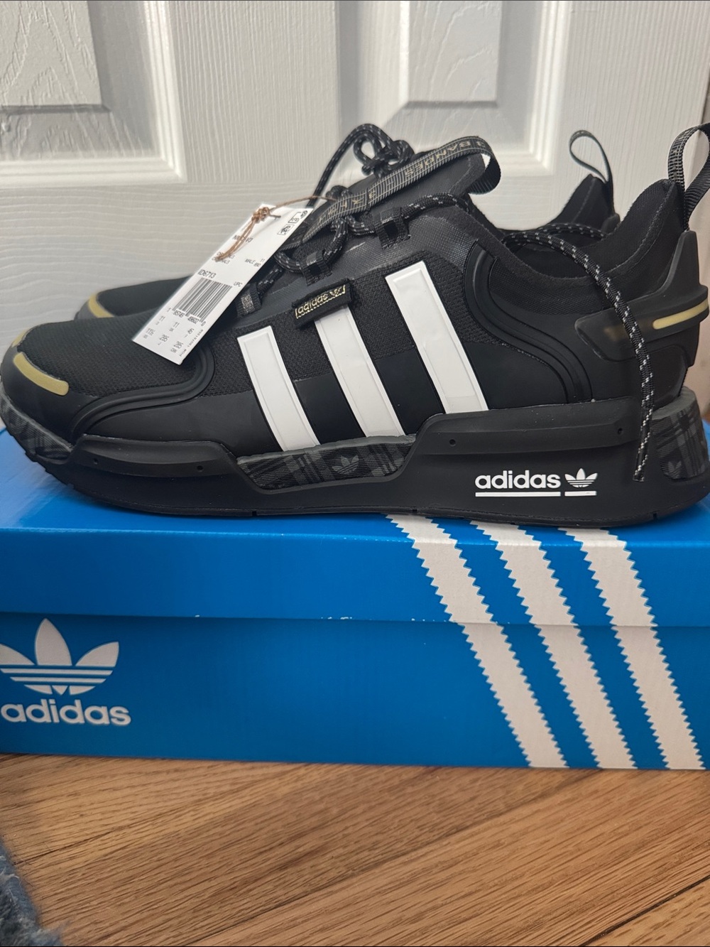 ADIDAS ORIGINALS NMD V3 BlacK Gold White size 11.5  ID6713